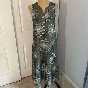Women’s NWT Sage Green Maxi Dress